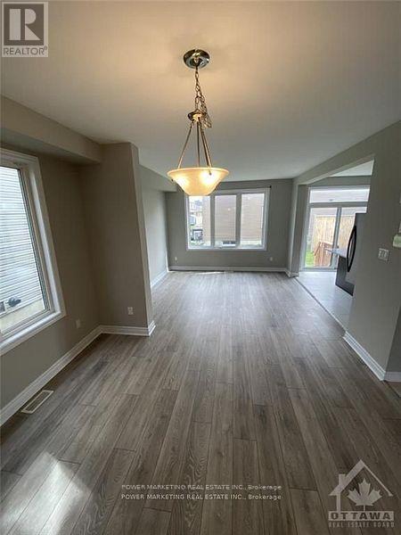618 Decoeur Drive, Ottawa, Ontario  K4A 1G9 - Photo 2 - X12557008