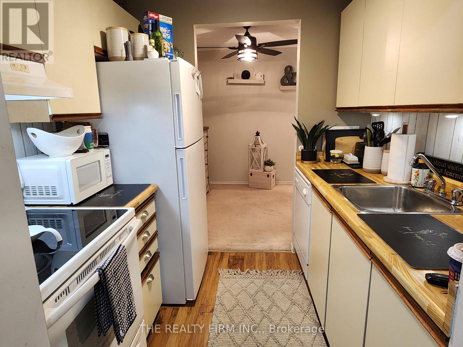 304 - 729 Deveron Crescent, London South, Ontario  N5Z 4X5 - Photo 7 - X12556968