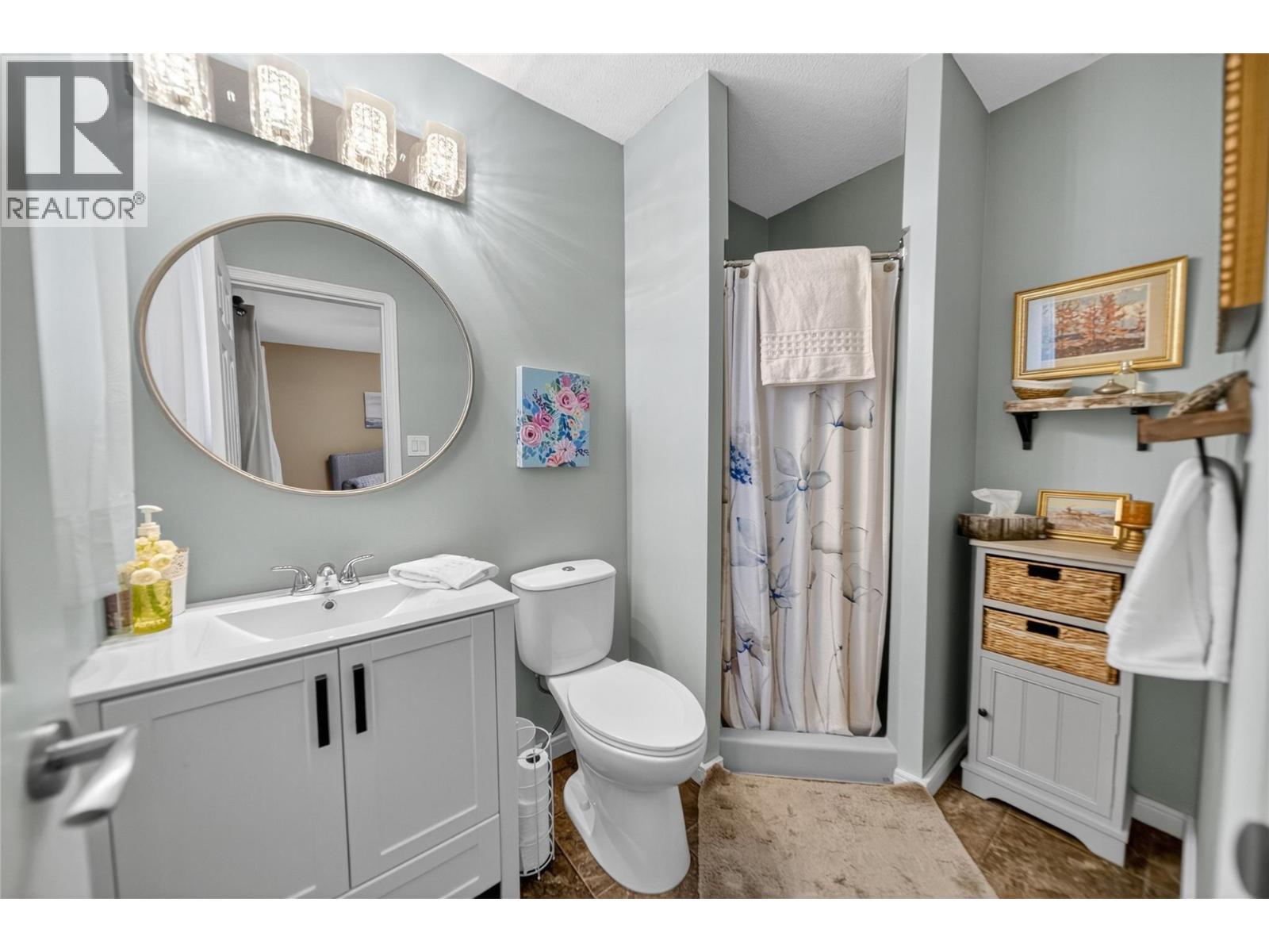 1200 11th Avenue S, Cranbrook, British Columbia  V1C 4J8 - Photo 11 - 10367201