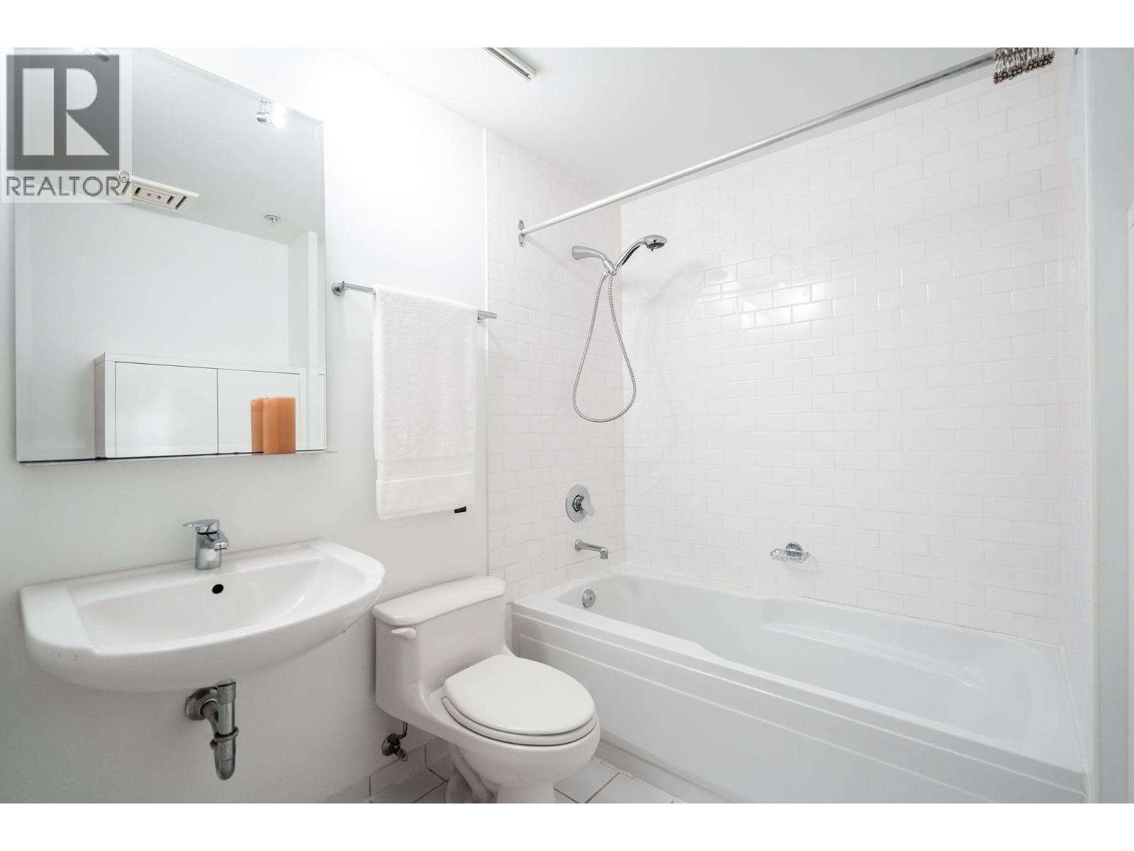 201 869 Beatty Street, Vancouver, British Columbia  V6B 2M6 - Photo 17 - R3068521