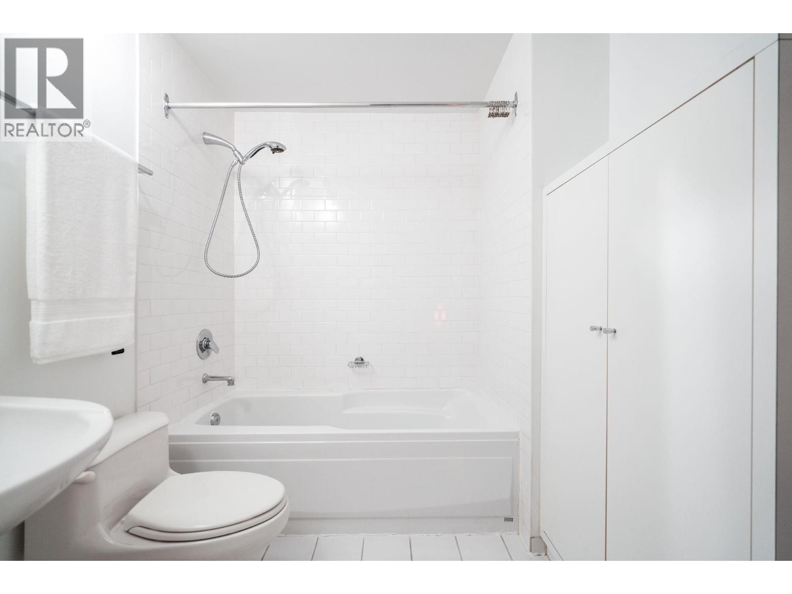 201 869 Beatty Street, Vancouver, British Columbia  V6B 2M6 - Photo 18 - R3068521