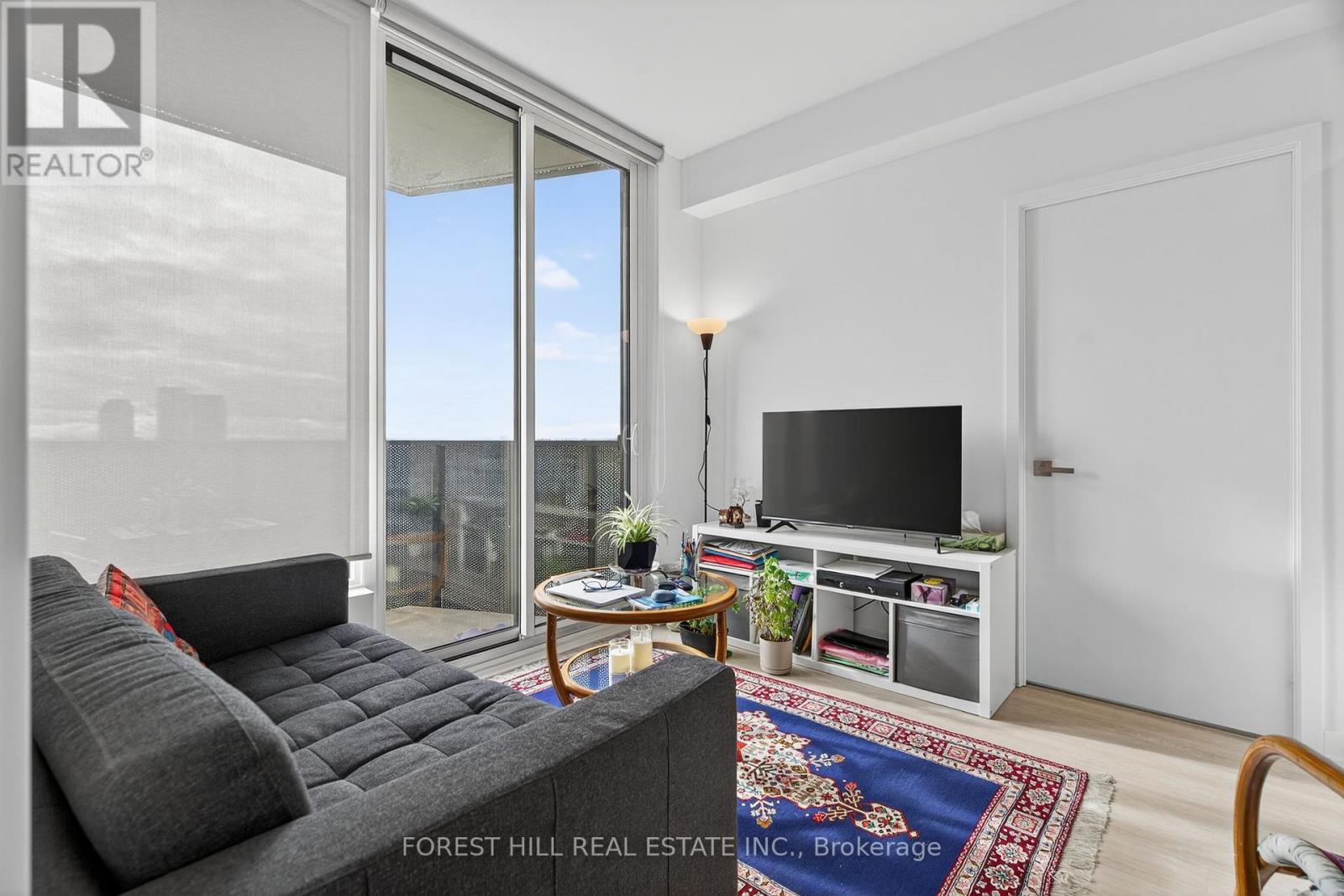 1204 - 30 Tretti Way, Toronto, Ontario  M3H 0E3 - Photo 4 - C12524420