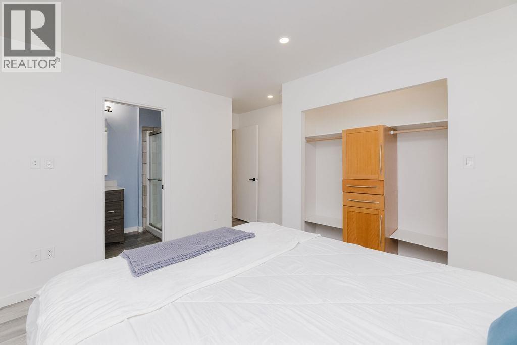 4357 Cameo Road, Sechelt, British Columbia  V7Z 0B1 - Photo 12 - R3068515