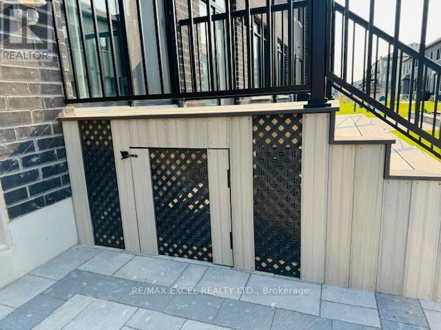 22 Boiton Street, Richmond Hill, Ontario L4S 0J4 - Photo 3 - N12555826