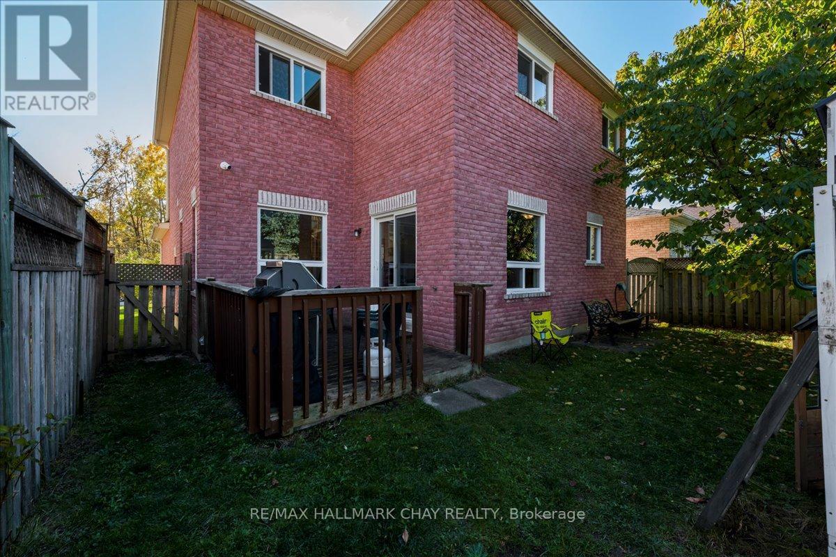 1967 Wilson Street, Innisfil, Ontario  L9S 2A1 - Photo 15 - N12556460