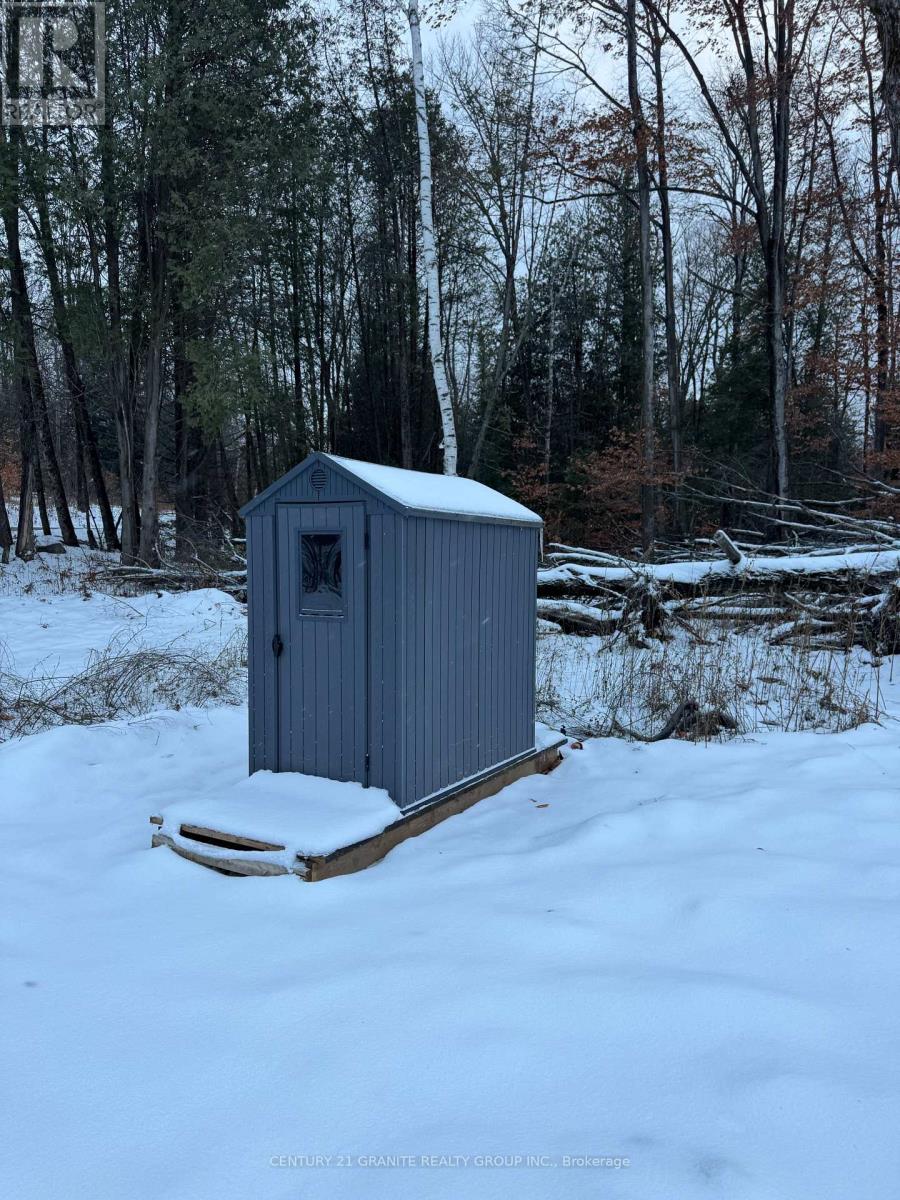 1827 Hybla Road, Hastings Highlands, Ontario K0L 1C0 - Photo 12 - X12554534