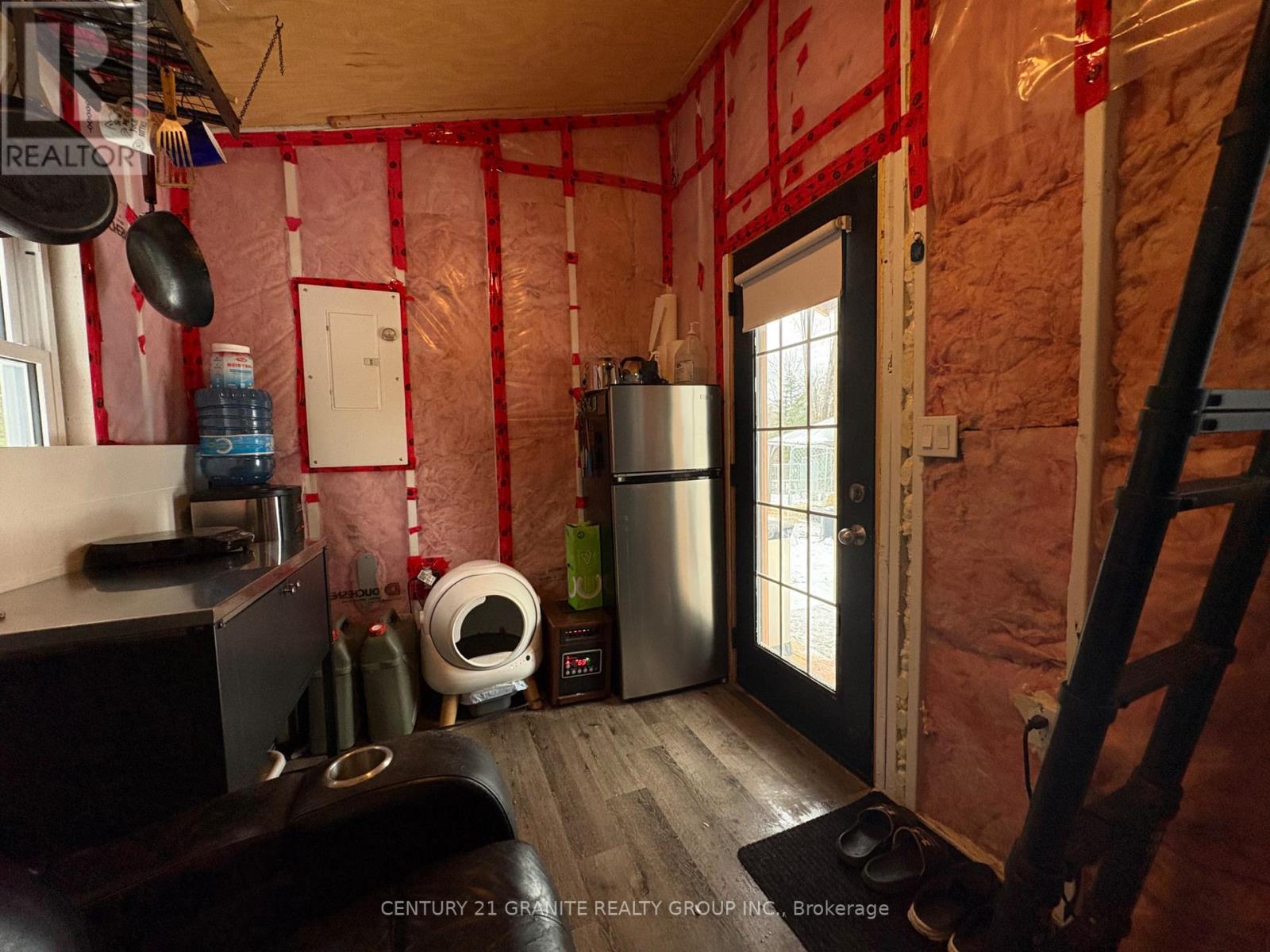 1827 Hybla Road, Hastings Highlands, Ontario K0L 1C0 - Photo 28 - X12554534