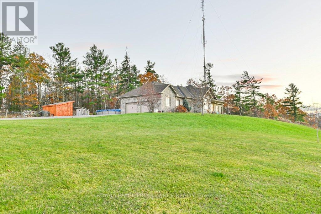 23 Oak Lake Road, Stirling-Rawdon, Ontario K0K 3E0 - Photo 9 - X12555362