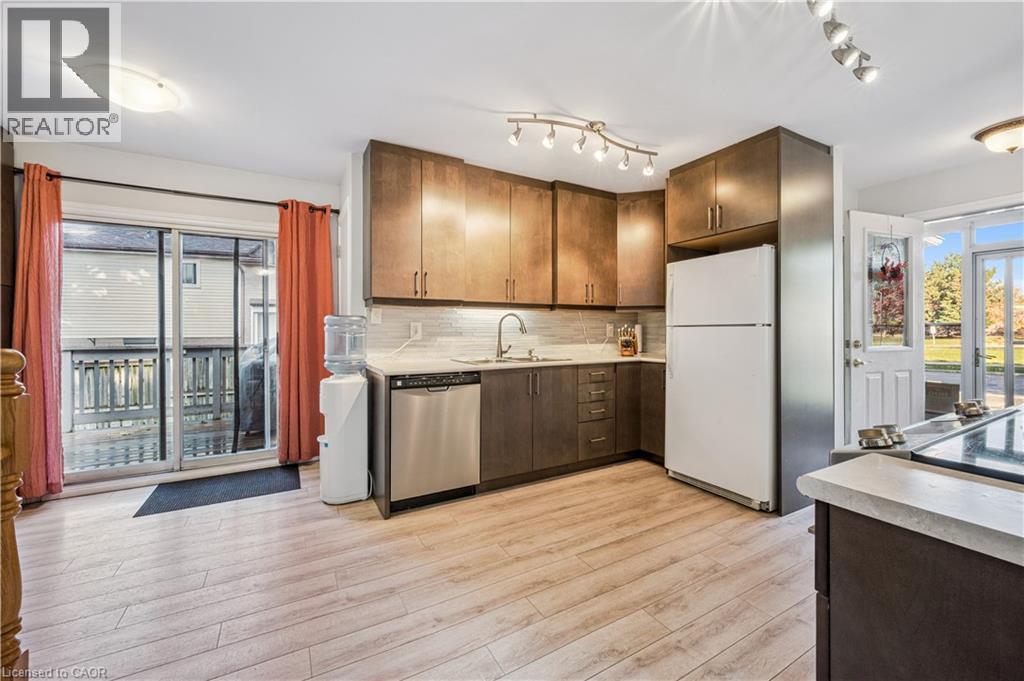 368 The Country Way, Kitchener, Ontario  N2E 3E4 - Photo 10 - 40786444