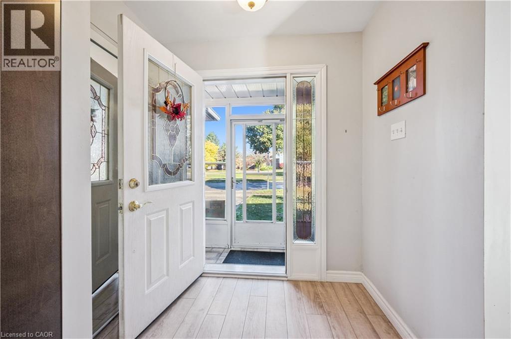 368 The Country Way, Kitchener, Ontario  N2E 3E4 - Photo 6 - 40786444