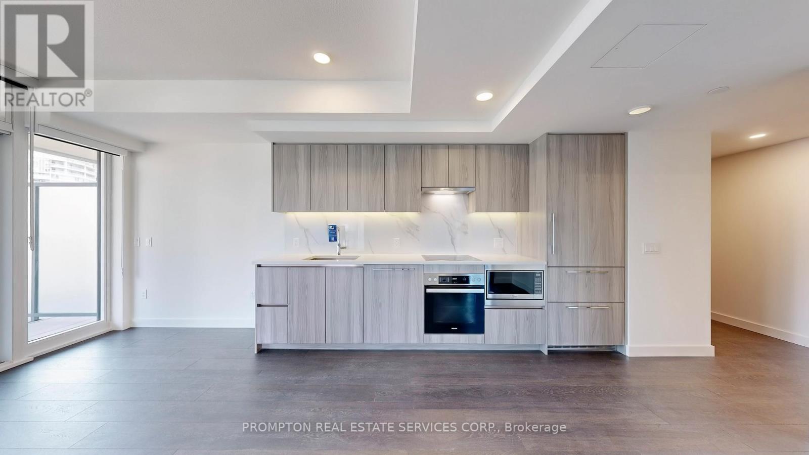 5803 - 3 Concord Cityplace Way, Toronto, Ontario  M5V 0X4 - Photo 21 - C12556994