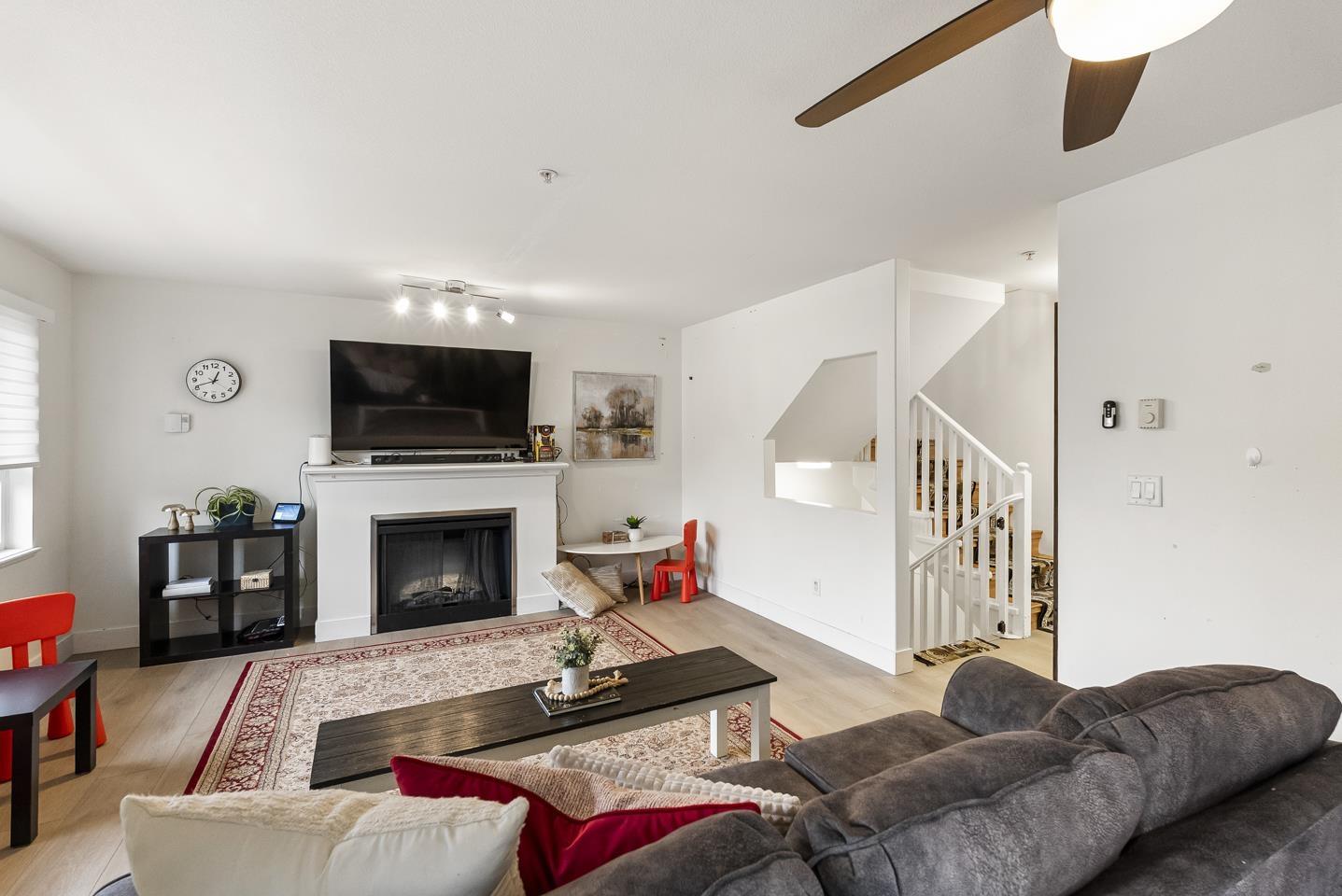 18 5355 201a Street, Langley, British Columbia  V3A 9L7 - Photo 4 - R3068049