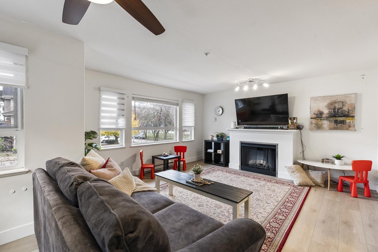 18 5355 201a Street, Langley, British Columbia  V3A 9L7 - Photo 2 - R3068049