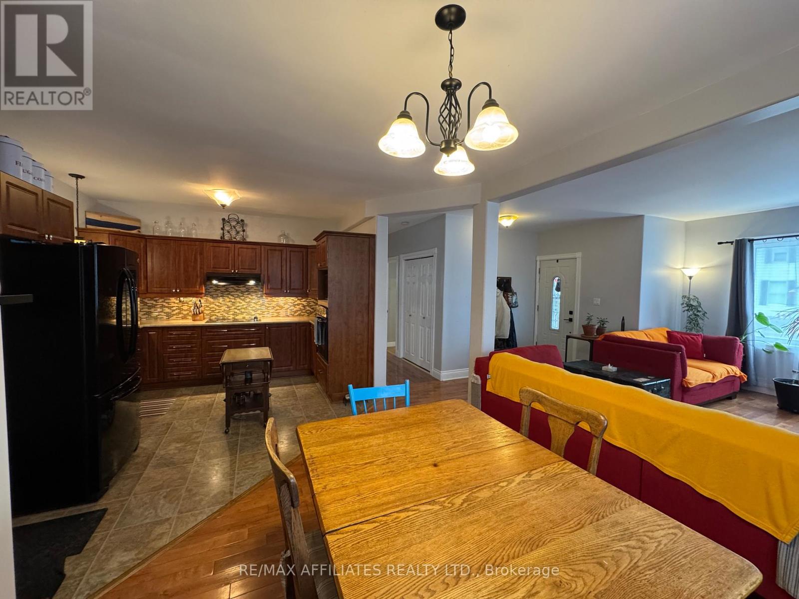 642 East Street, Edwardsburgh/cardinal, Ontario  K0E 1E0 - Photo 6 - X12557074