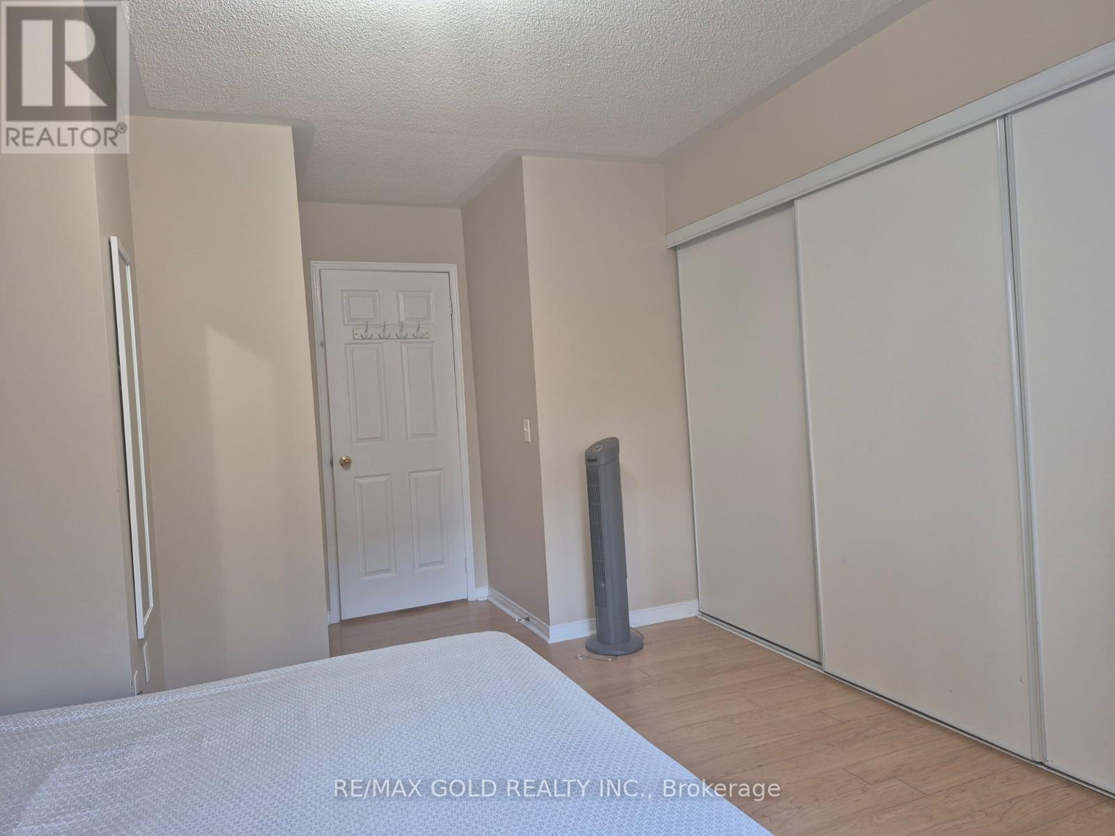 15 - 50 Strathaven Drive, Mississauga, Ontario  L5R 4E7 - Photo 13 - W12556972