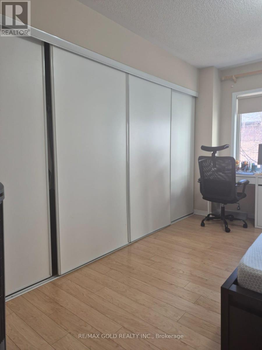 15 - 50 Strathaven Drive, Mississauga, Ontario  L5R 4E7 - Photo 15 - W12556972