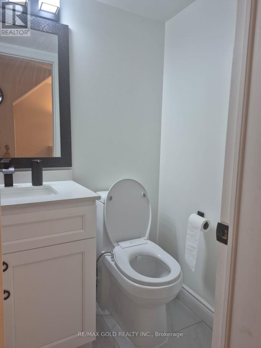 15 - 50 Strathaven Drive, Mississauga, Ontario  L5R 4E7 - Photo 27 - W12556972