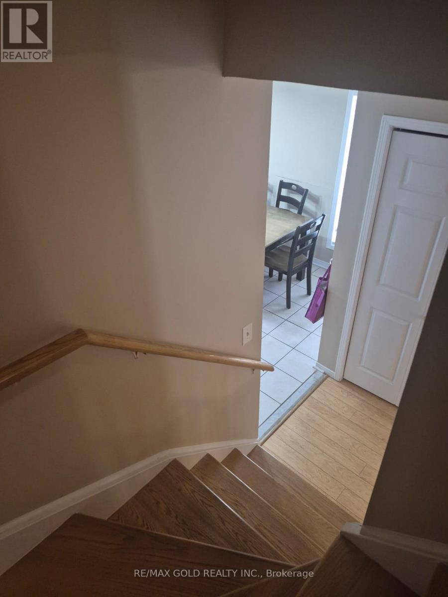 15 - 50 Strathaven Drive, Mississauga, Ontario  L5R 4E7 - Photo 7 - W12556972