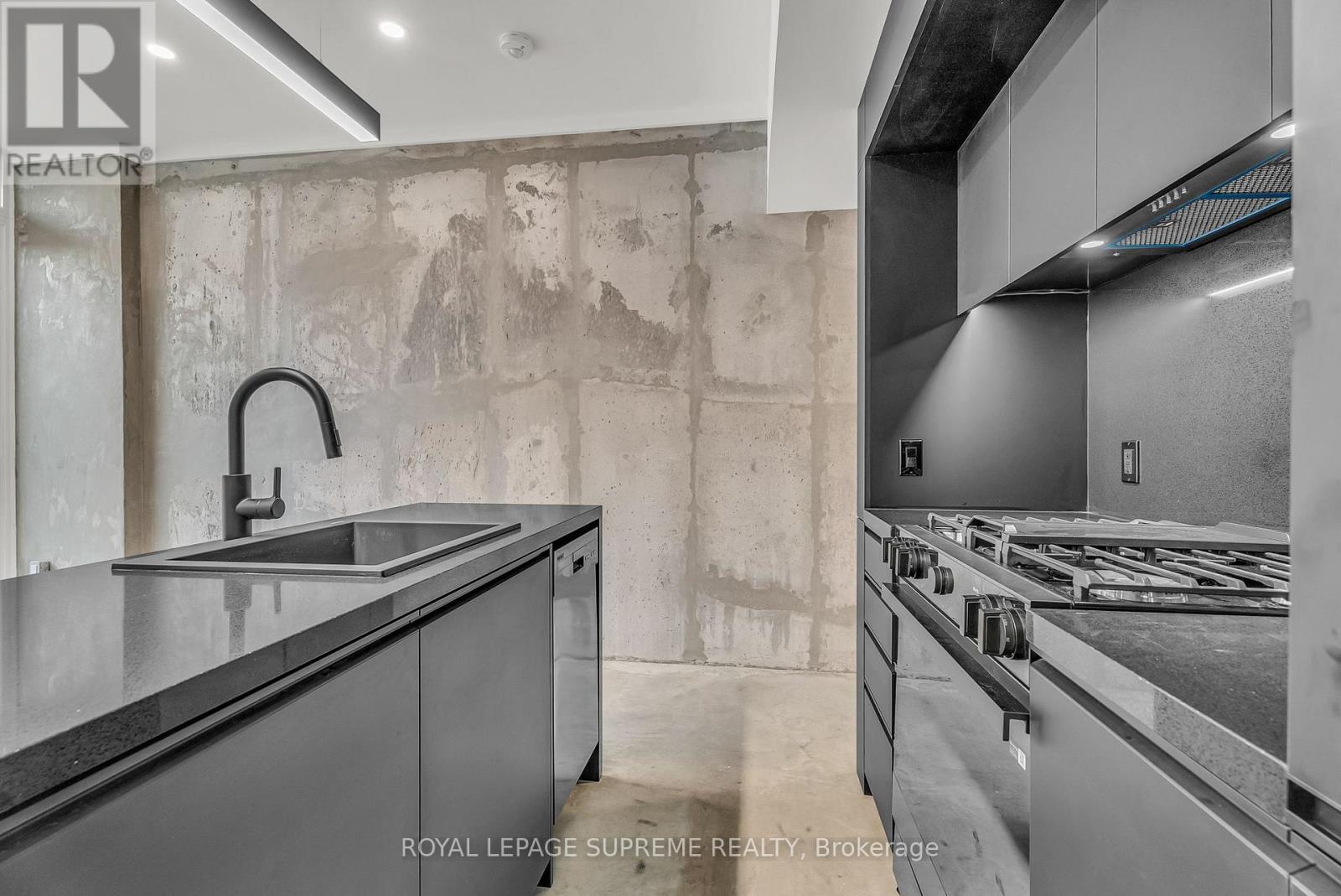 1 - 101 Bernice Crescent, Toronto, Ontario  M6N 1W7 - Photo 15 - W12557012