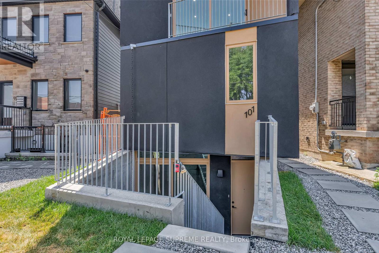 1 - 101 Bernice Crescent, Toronto, Ontario  M6N 1W7 - Photo 3 - W12557012