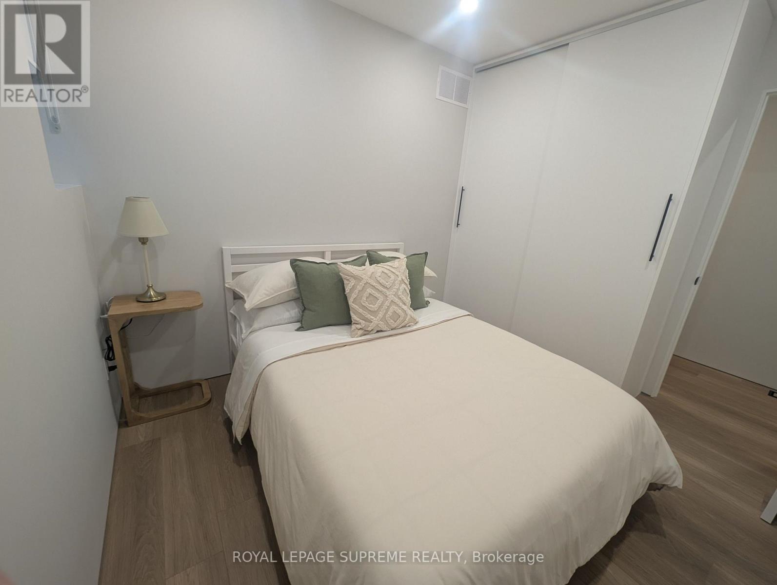 1 - 101 Bernice Crescent, Toronto, Ontario  M6N 1W7 - Photo 31 - W12557012