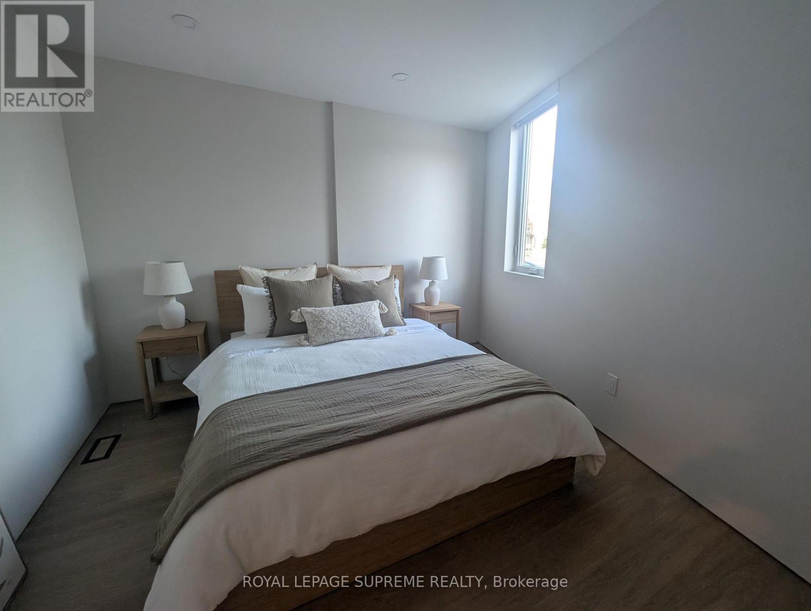 1 - 101 Bernice Crescent, Toronto, Ontario  M6N 1W7 - Photo 33 - W12557012