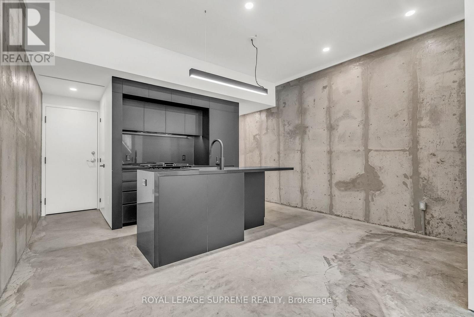 1 - 101 Bernice Crescent, Toronto, Ontario  M6N 1W7 - Photo 9 - W12557012