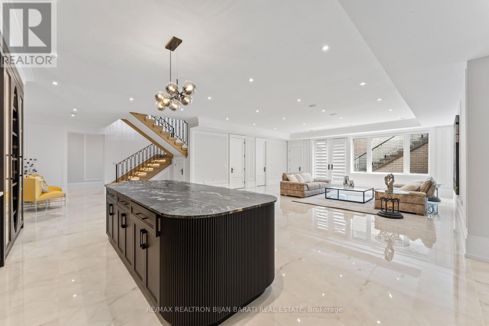 95 May Avenue, Richmond Hill, Ontario  L4C 3S7 - Photo 35 - N12233077