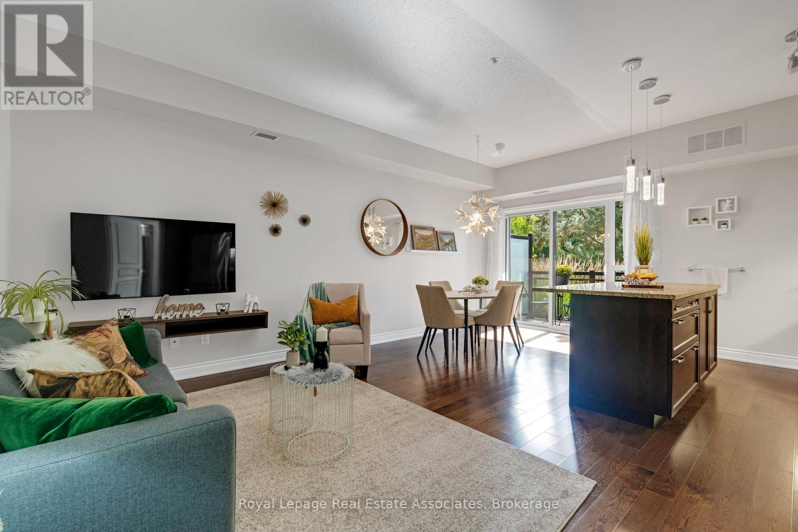 108 - 3170 Erin Mills Parkway, Mississauga, Ontario  L5L 0B6 - Photo 2 - W12379669