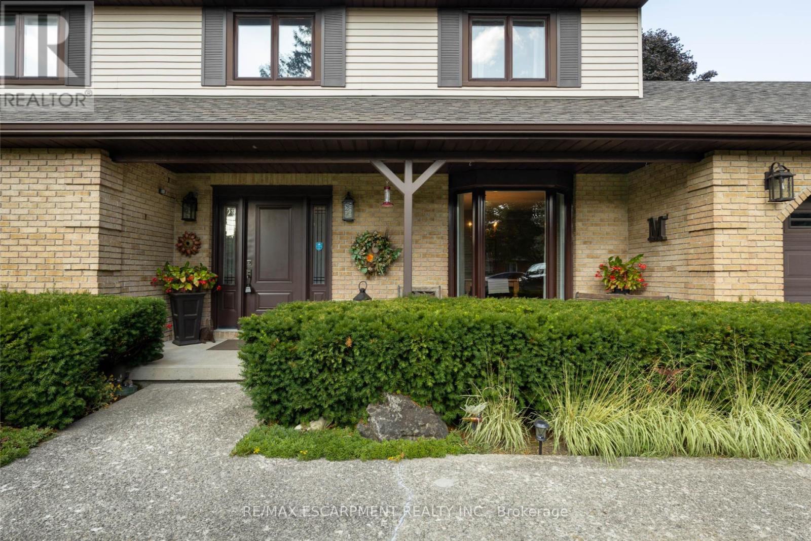 1416 Progreston Road, Hamilton, Ontario  L0R 1H3 - Photo 5 - X12556982