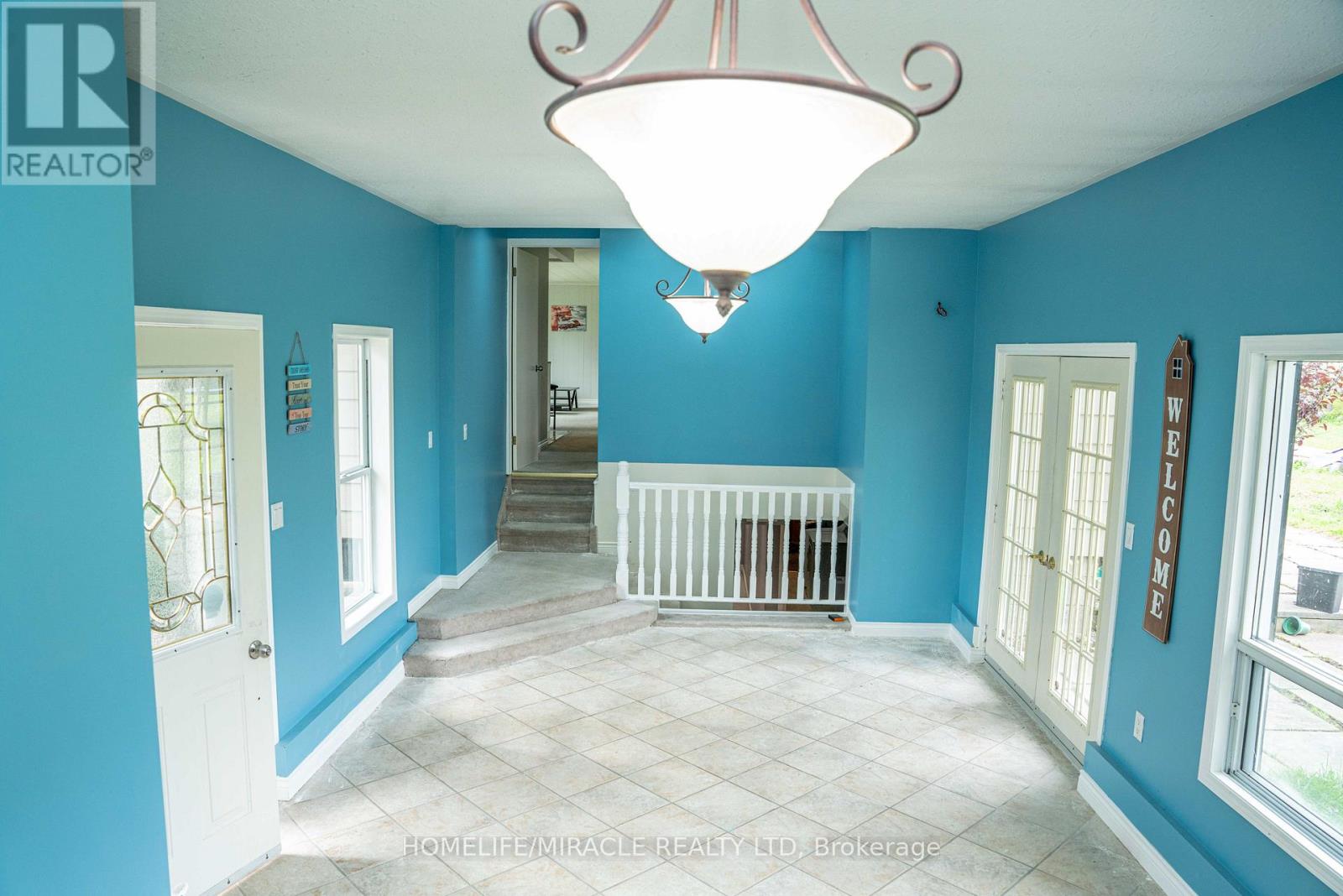 Upper - 506047 Highway 89, Mulmur, Ontario  L9V 0N6 - Photo 3 - X12556996