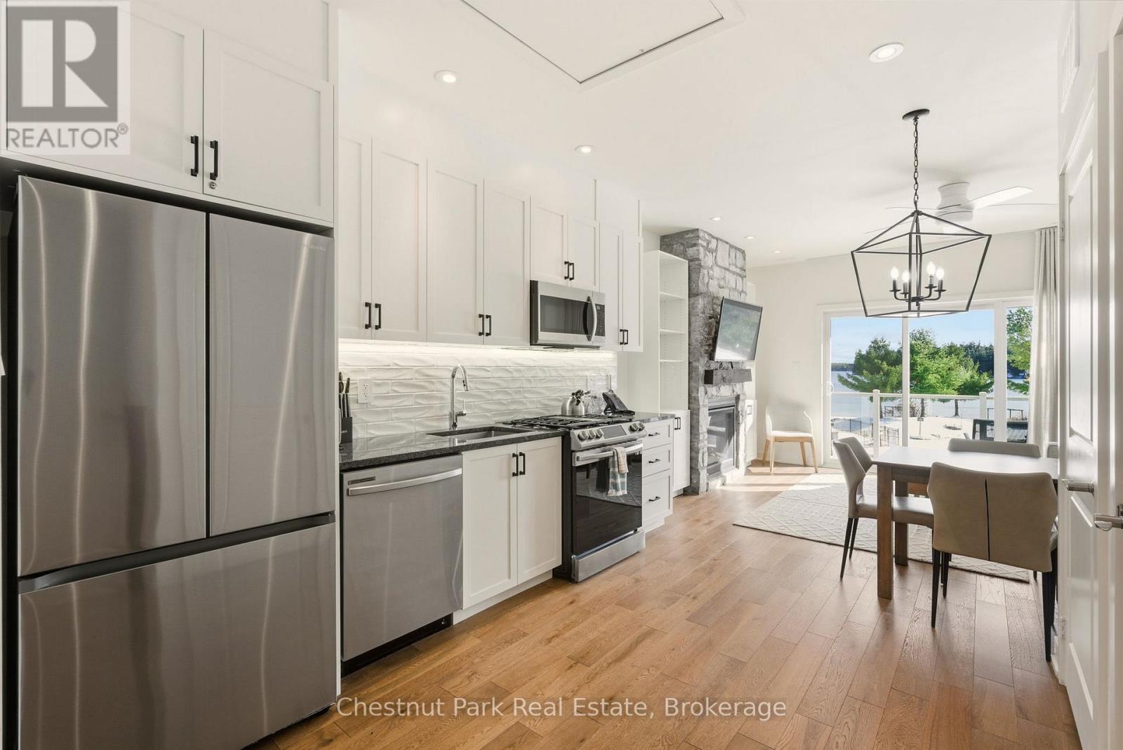 1869 Muskoka Rd 118 West Road, Muskoka Lakes, Ontario  P1L 1W8 - Photo 7 - X12557058