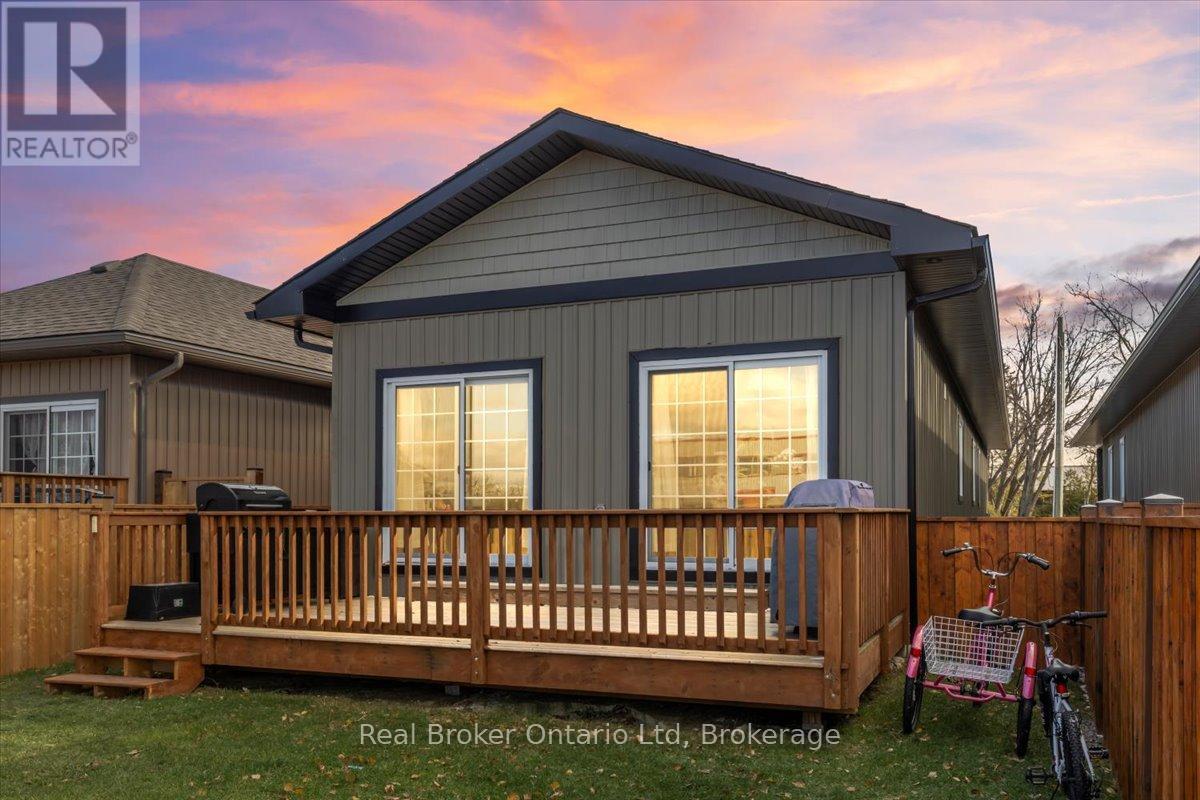 169 Main Street W, Southgate, Ontario  N0C 1B0 - Photo 2 - X12557070