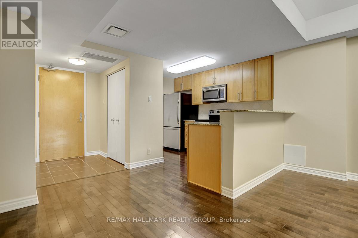 615 - 200 Lett Street, Ottawa, Ontario  K1R 0A7 - Photo 5 - X12499620