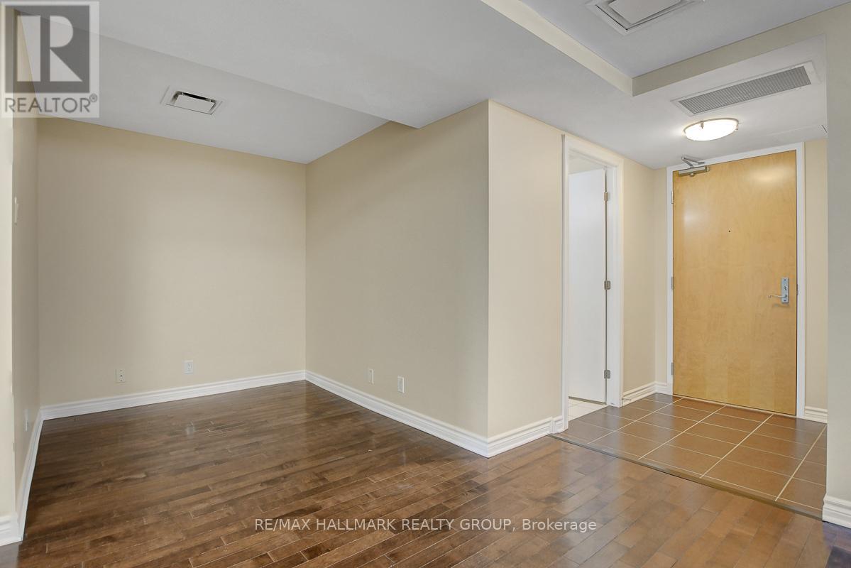 615 - 200 Lett Street, Ottawa, Ontario  K1R 0A7 - Photo 6 - X12499620