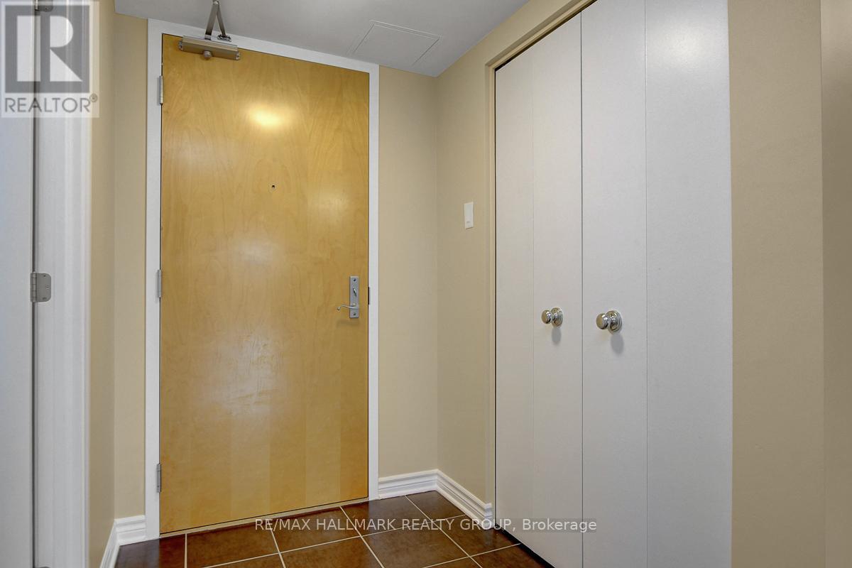 615 - 200 Lett Street, Ottawa, Ontario  K1R 0A7 - Photo 4 - X12499620