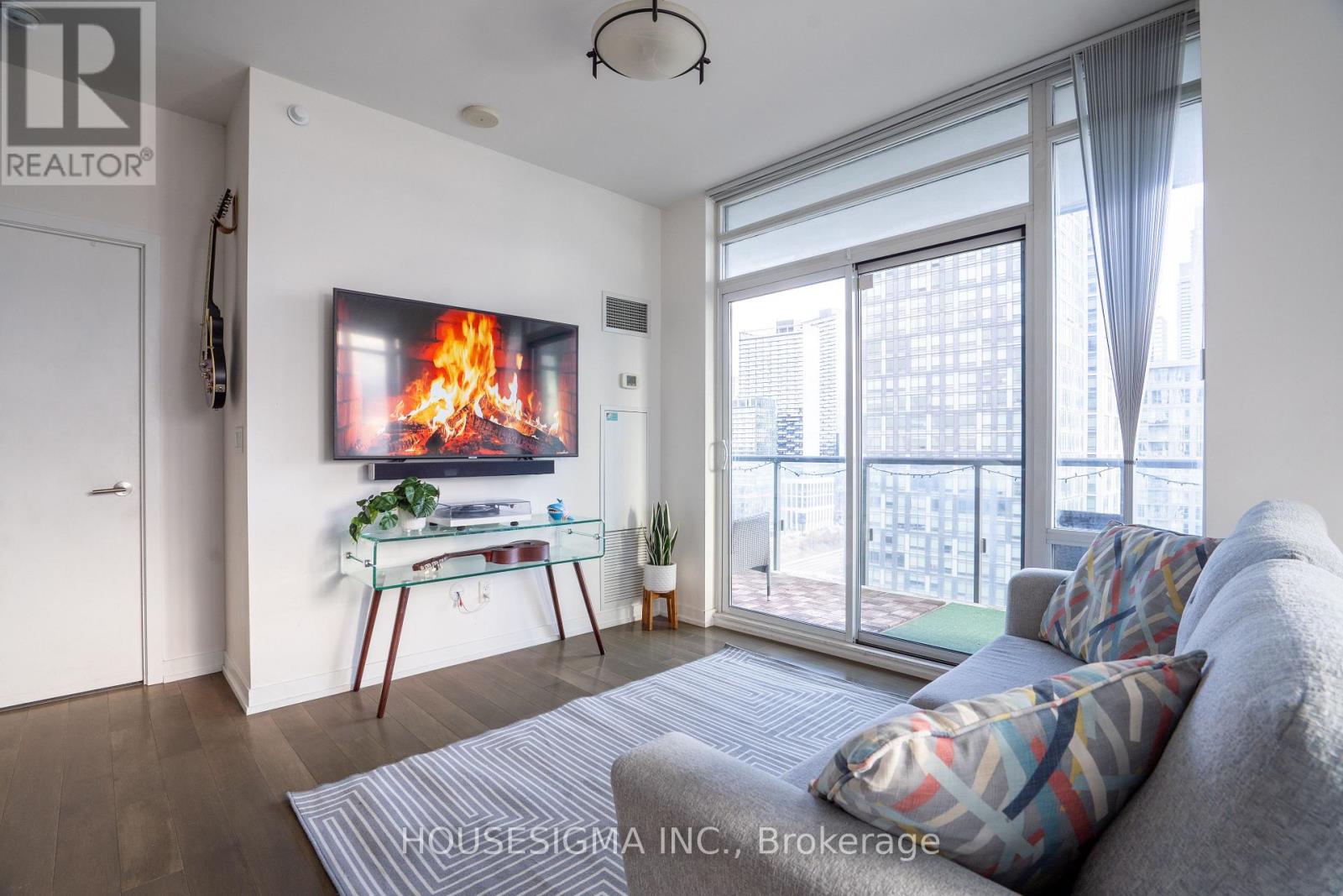 1909 - 170 Fort York Boulevard, Toronto, Ontario  M5V 0E6 - Photo 5 - C12557050