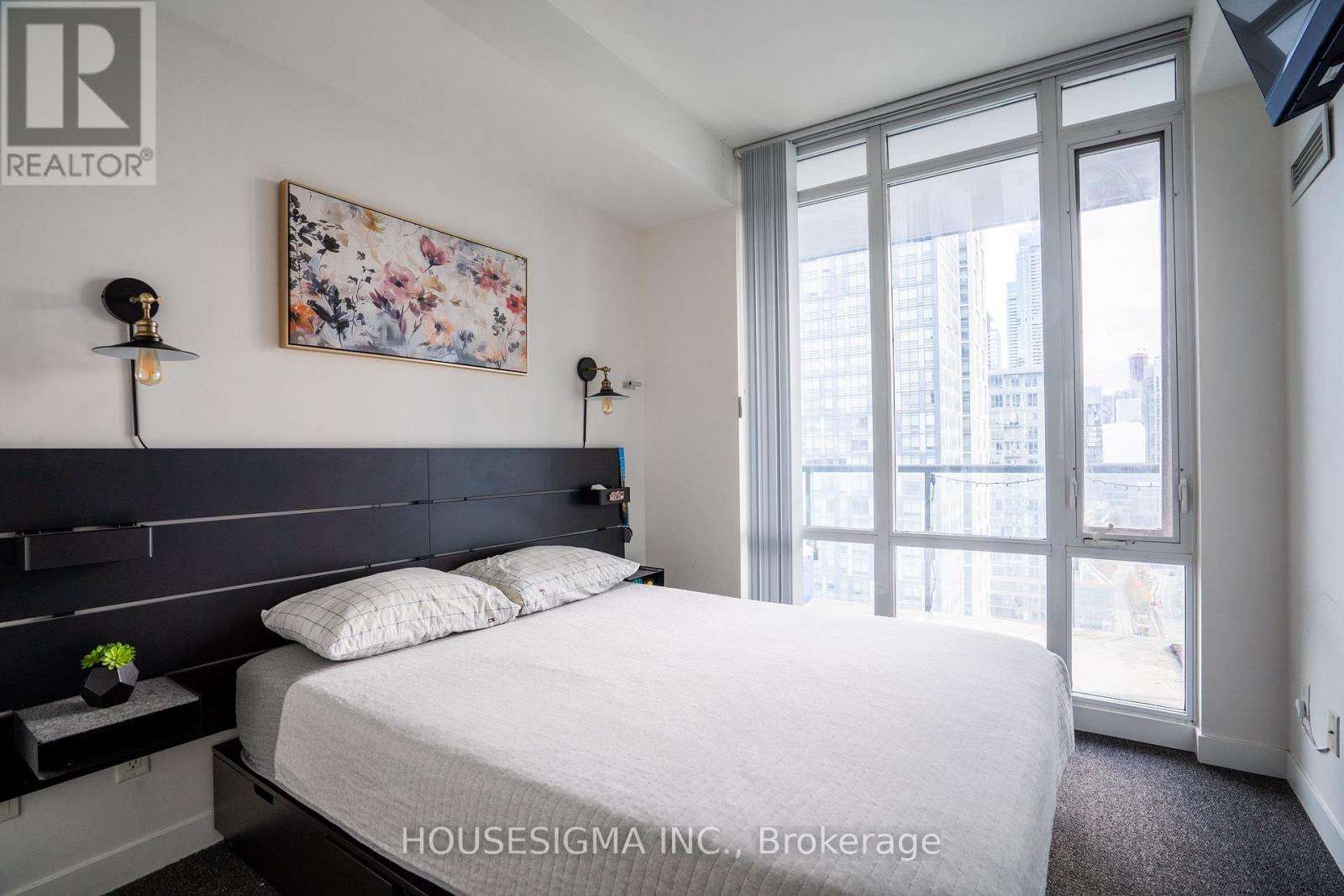 1909 - 170 Fort York Boulevard, Toronto, Ontario  M5V 0E6 - Photo 8 - C12557050