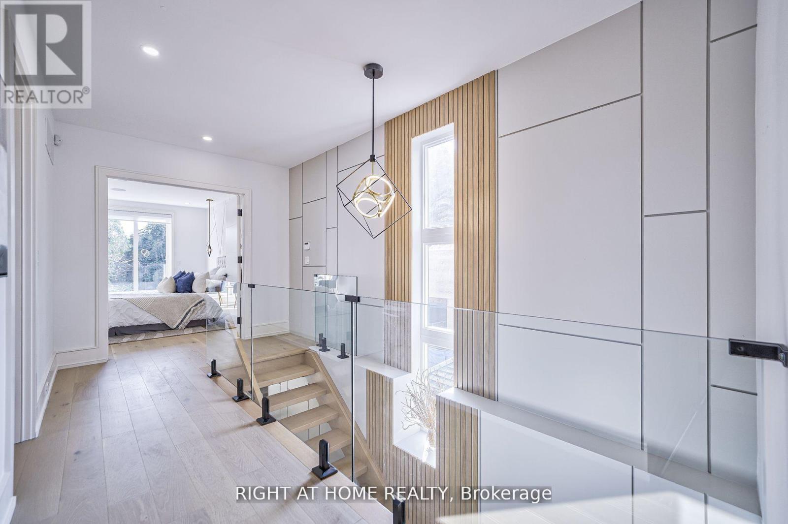 333 Woodmount Avenue, Toronto, Ontario  M4C 4A4 - Photo 14 - E12557060