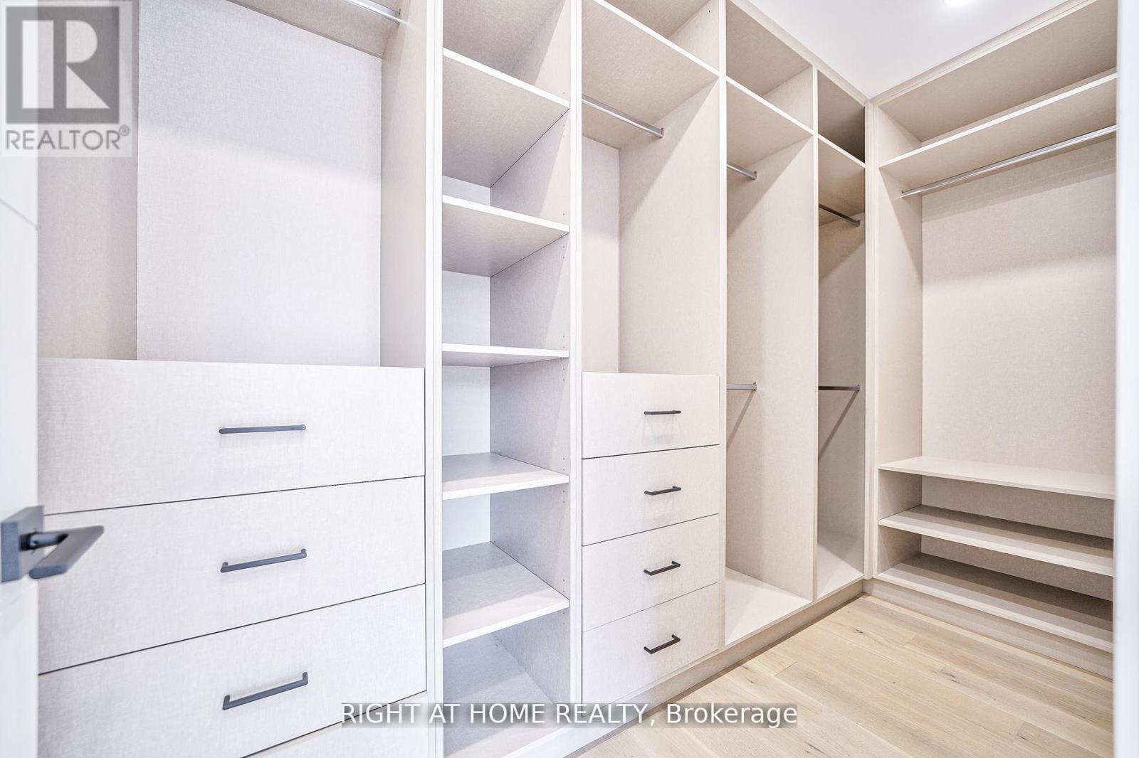 333 Woodmount Avenue, Toronto, Ontario  M4C 4A4 - Photo 24 - E12557060