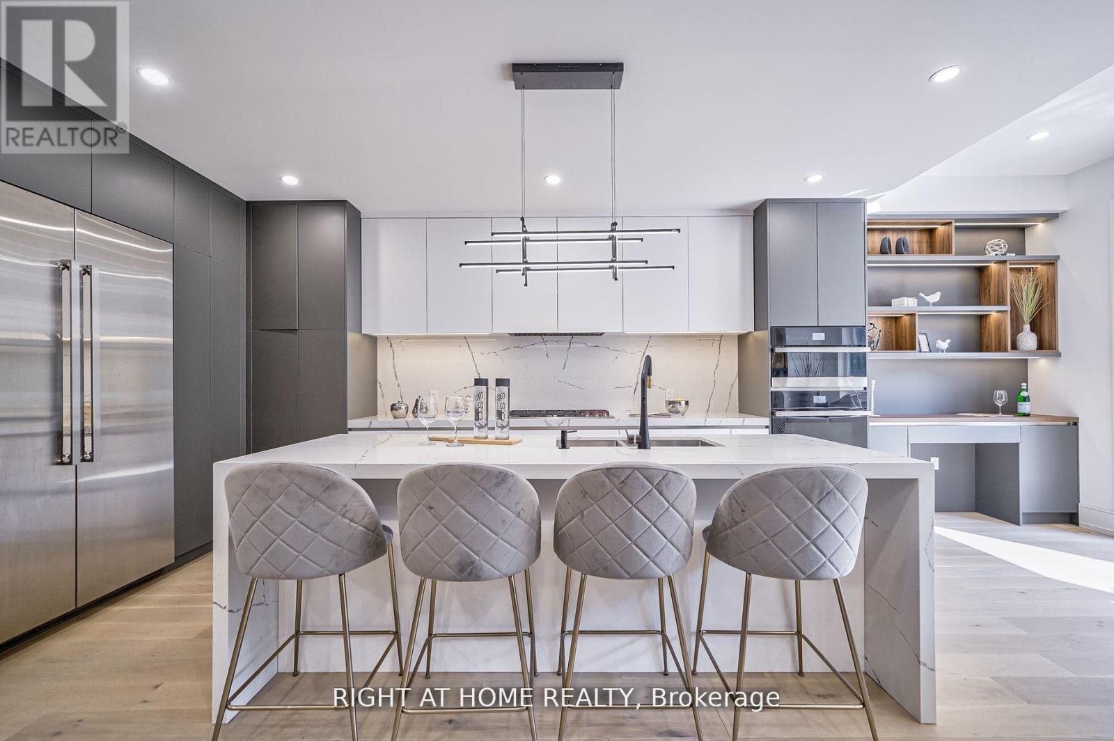 333 Woodmount Avenue, Toronto, Ontario  M4C 4A4 - Photo 8 - E12557060