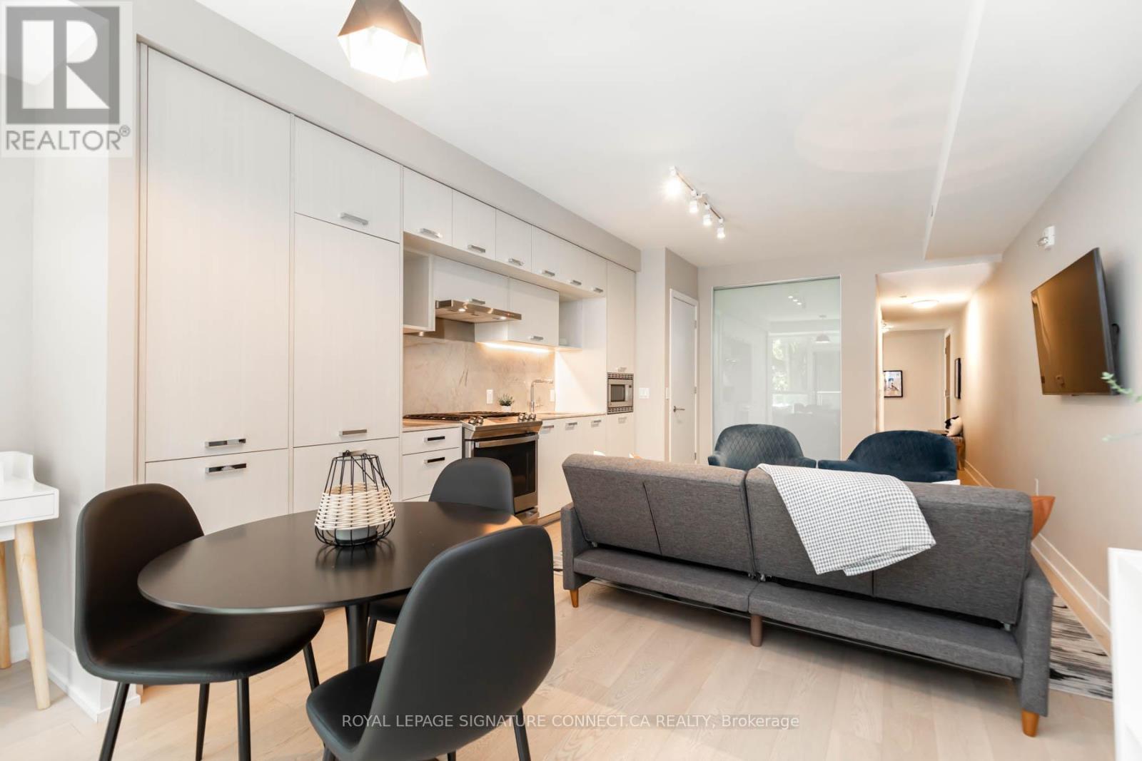 207 - 1331 Queen Street E, Toronto, Ontario  M4L 0B1 - Photo 3 - E12557072