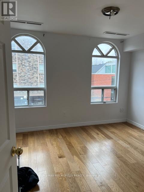 1431 & 1433 Gerrard Street E, Toronto, Ontario  M4L 1Z7 - Photo 10 - E12557098