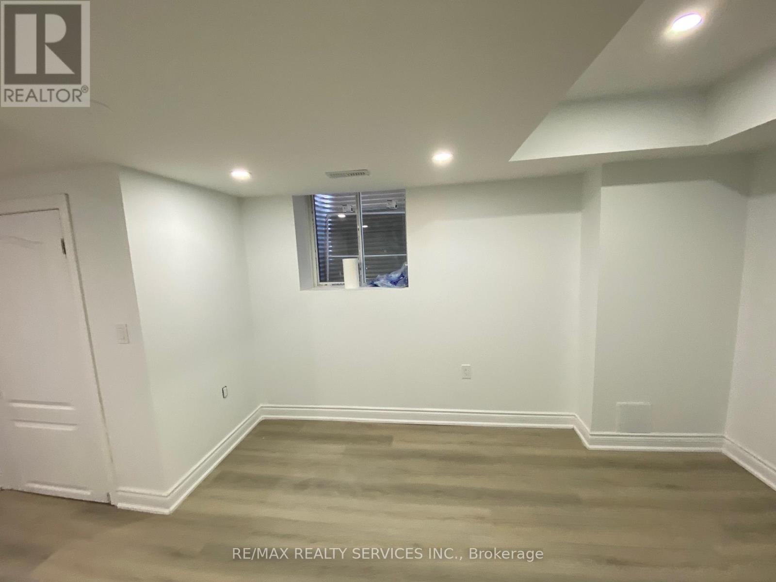 76 Boathouse Road, Brampton, Ontario  L7A 0C3 - Photo 4 - W12556914