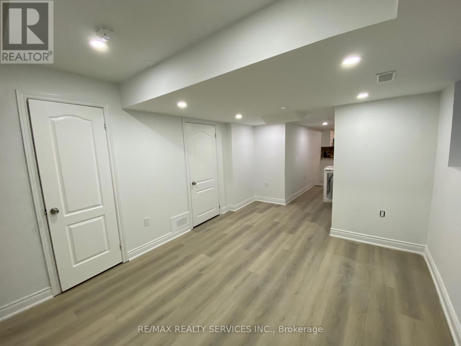 76 Boathouse Road, Brampton, Ontario  L7A 0C3 - Photo 5 - W12556914