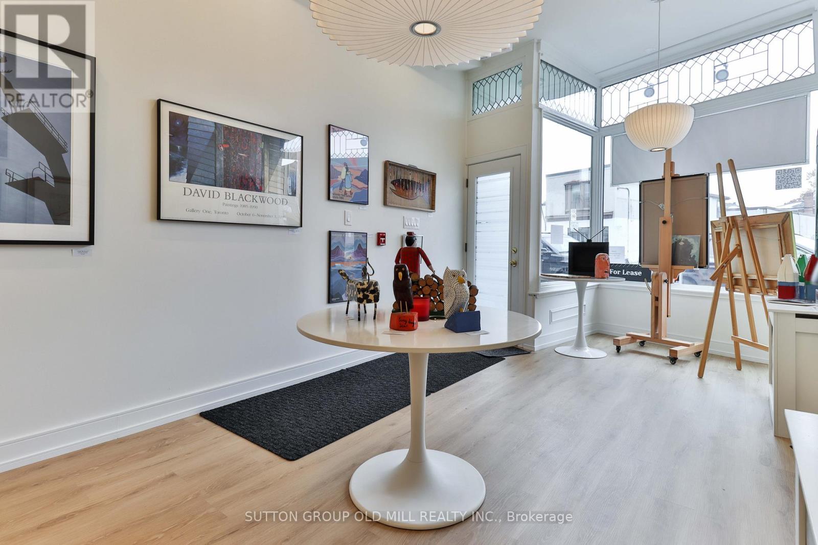 Main Floor - 3293 Dundas Street W, Toronto, Ontario  M6P 2A5 - Photo 12 - W12557092