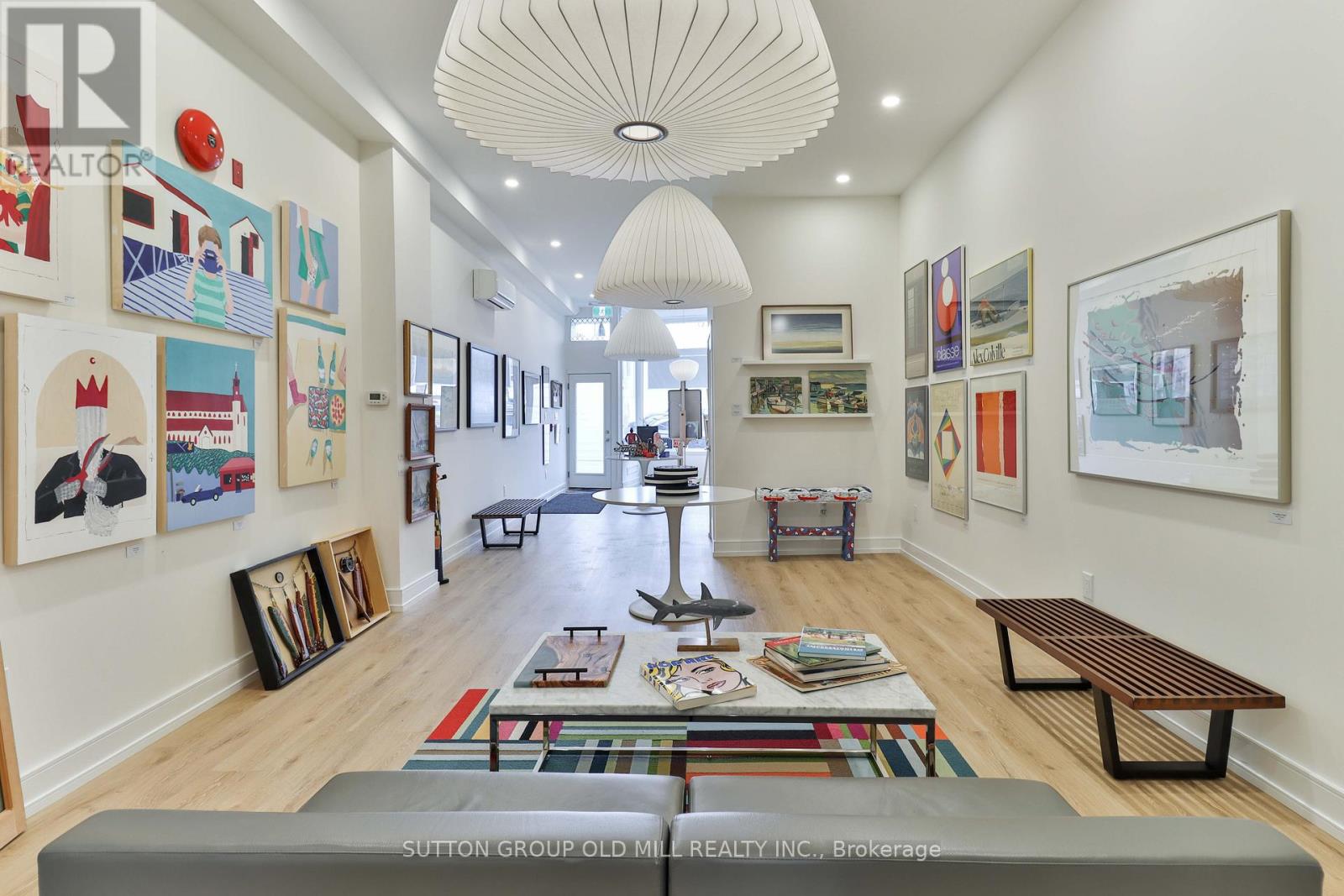 Main Floor - 3293 Dundas Street W, Toronto, Ontario  M6P 2A5 - Photo 18 - W12557092