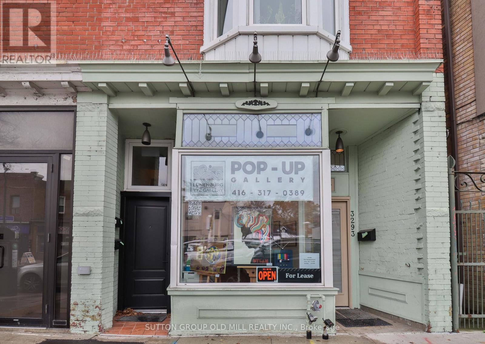 Main Floor - 3293 Dundas Street W, Toronto, Ontario  M6P 2A5 - Photo 2 - W12557092