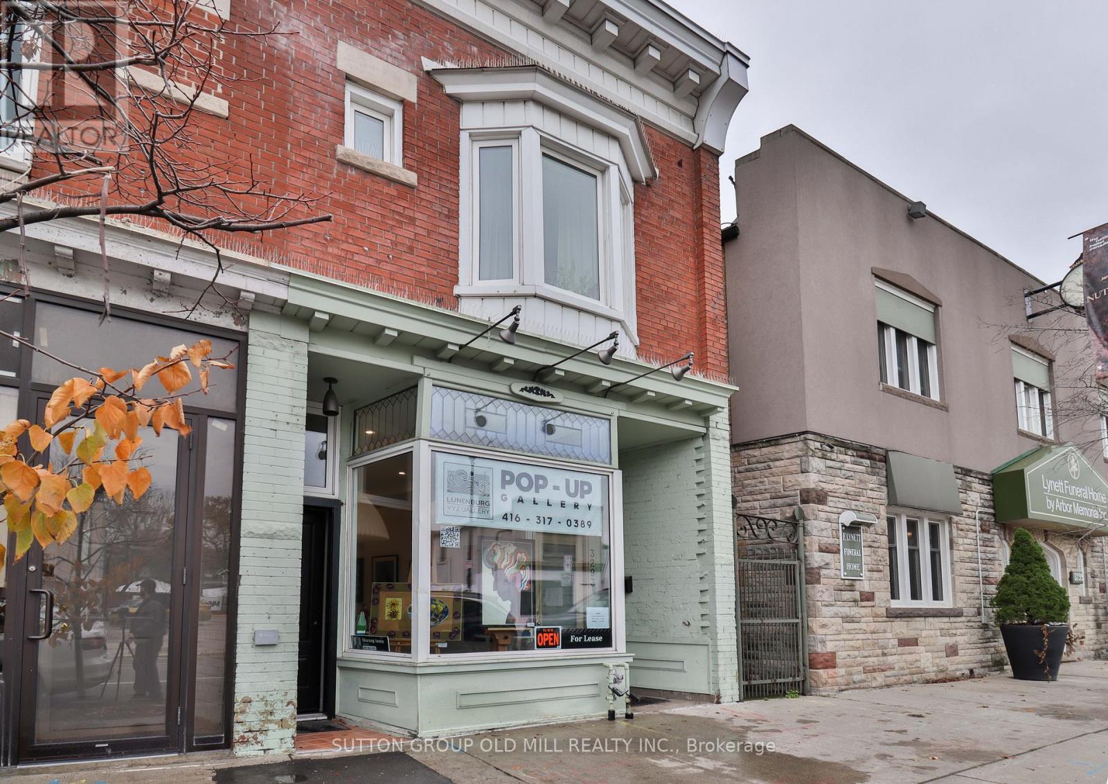 Main Floor - 3293 Dundas Street W, Toronto, Ontario  M6P 2A5 - Photo 4 - W12557092