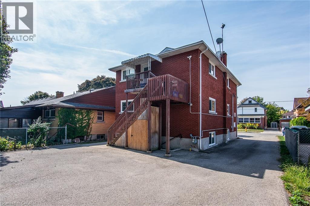 296 Ahrens Street W, Kitchener, Ontario N2H 4E4 - Photo 7 - 40772674